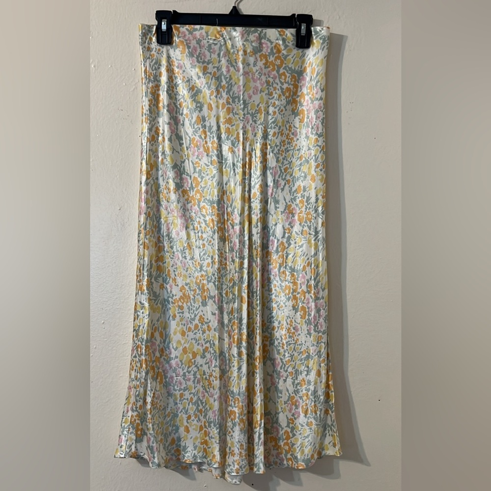 Rails Skirt
